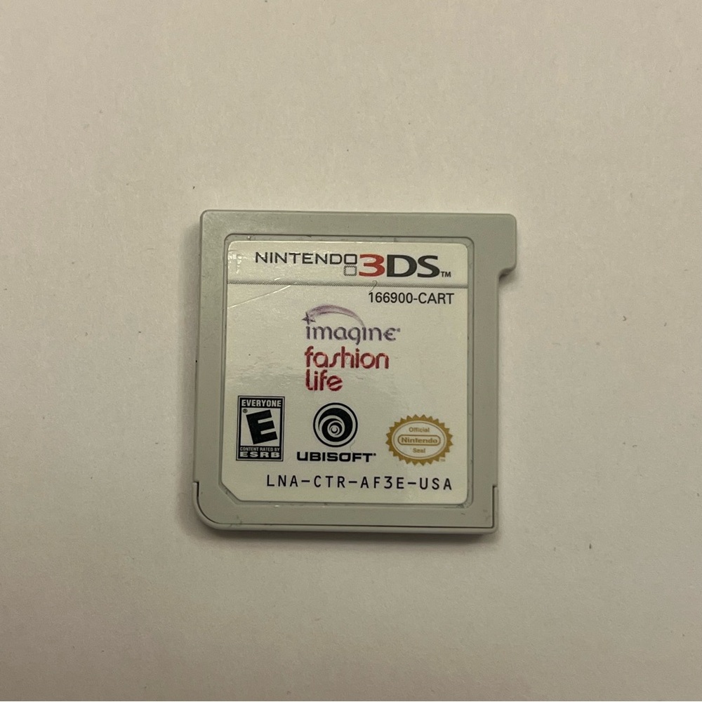 Horses 3D (Nintendo 3DS, 2012), Fast Shipper, Smoke Free